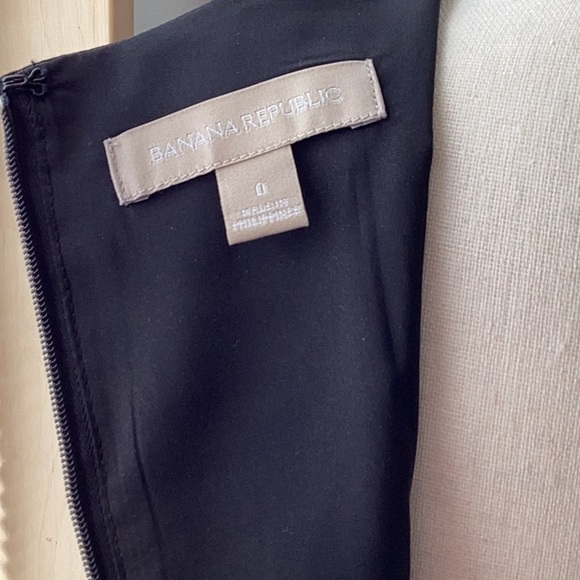 Banana Republic Sleeveless Black Dress - Picture 6 of 8